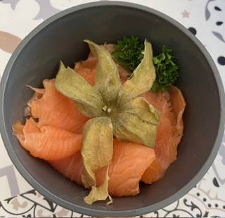 Vous cherchez un service de repas à domicile simple et flexible ? Voici comment ça marche chez Les Repas Cauchois.